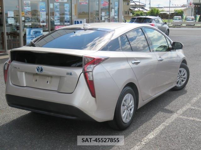 Toyota PRIUS 2016-02 322345-3
