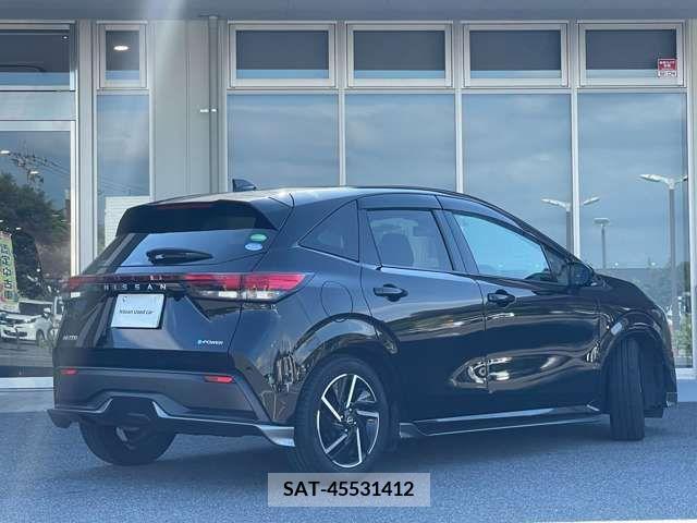 Nissan NOTE 2021-02 330975-3
