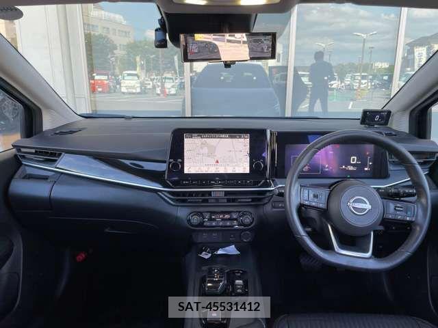 Nissan NOTE 2021-02 330975-4