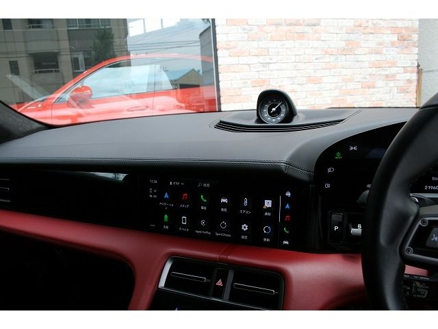 Porsche Taycan 2021-02 10353-10