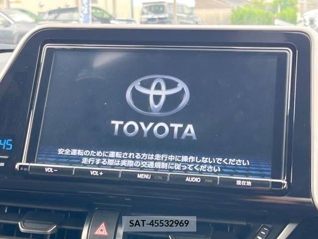 Toyota C-HR 2017-06 382395-2
