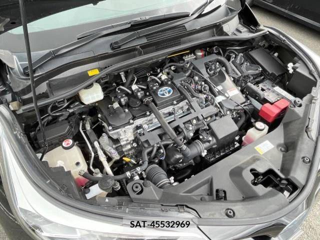 Toyota C-HR 2017-06 382395-18