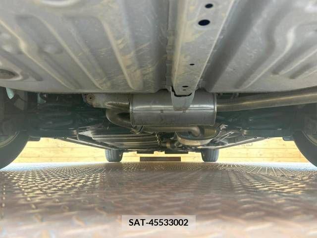 Toyota NOAH 2014-02 279515-19