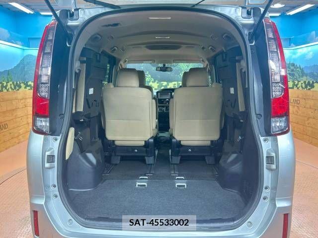 Toyota NOAH 2014-02 279515-11