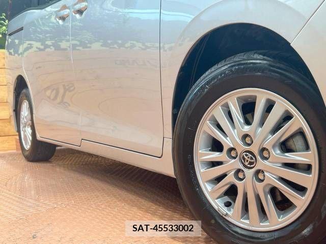 Toyota NOAH 2014-02 279515-13