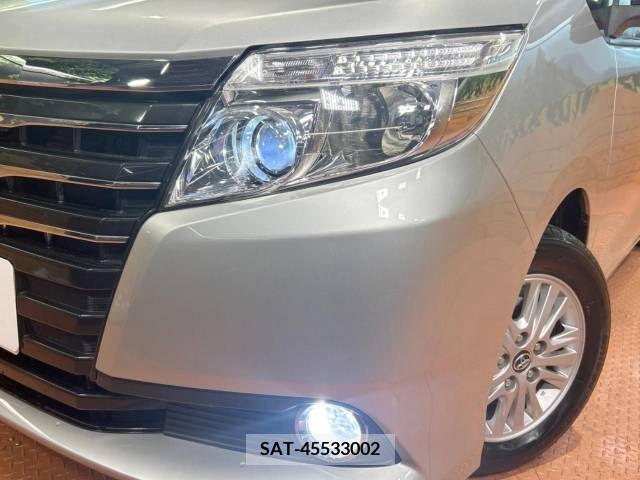 Toyota NOAH 2014-02 279515-12
