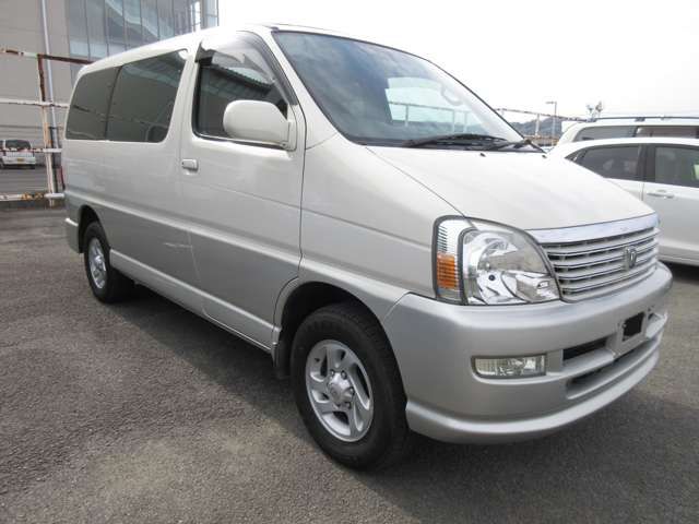 Toyota REGIUS WAGON 2000-07 183275-2