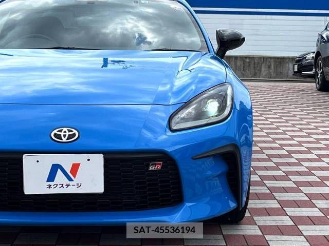 Toyota 86 2022-10 321263-13