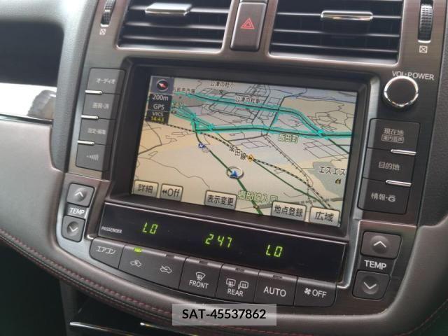 Toyota CROWN SEDAN 2010-04 304357-12