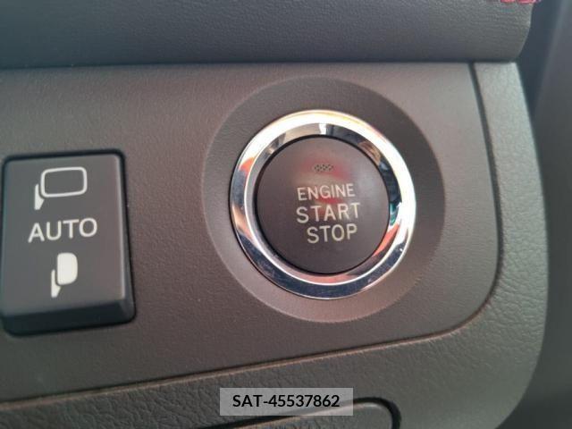 Toyota CROWN SEDAN 2010-04 304357-19