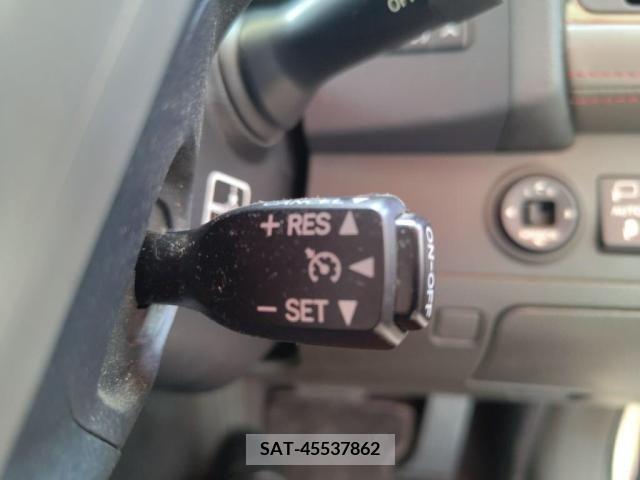 Toyota CROWN SEDAN 2010-04 304357-18