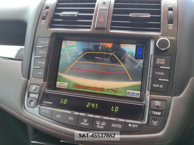Toyota CROWN SEDAN 2010-04 304357-14