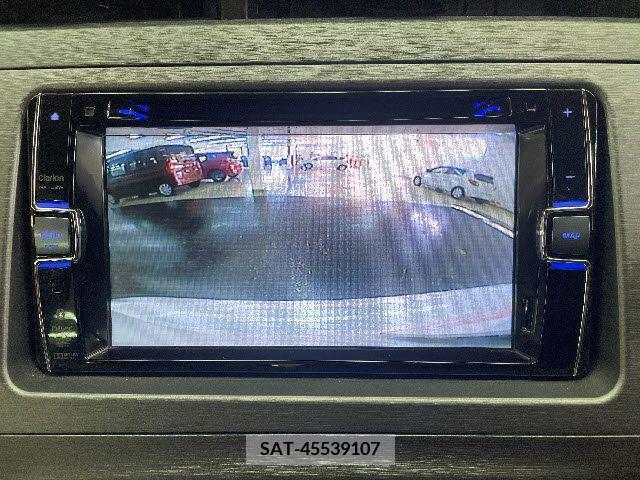 Toyota PRIUS 2015-02 208584-5