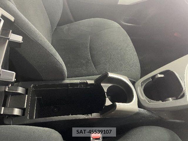 Toyota PRIUS 2015-02 208584-19