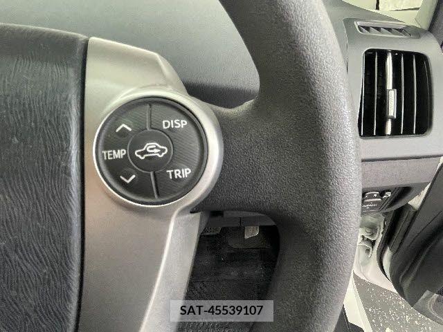 Toyota PRIUS 2015-02 208584-23