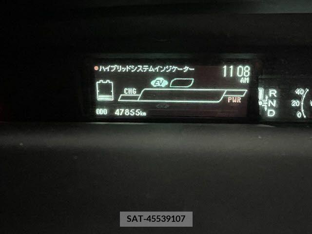 Toyota PRIUS 2015-02 208584-7