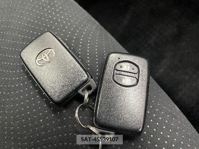 Toyota PRIUS 2015-02 208584-15