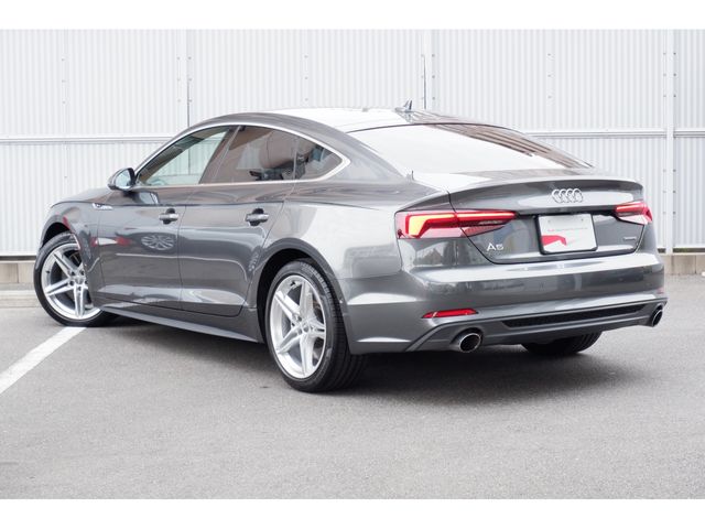 Audi A5 2020-06 185404-2