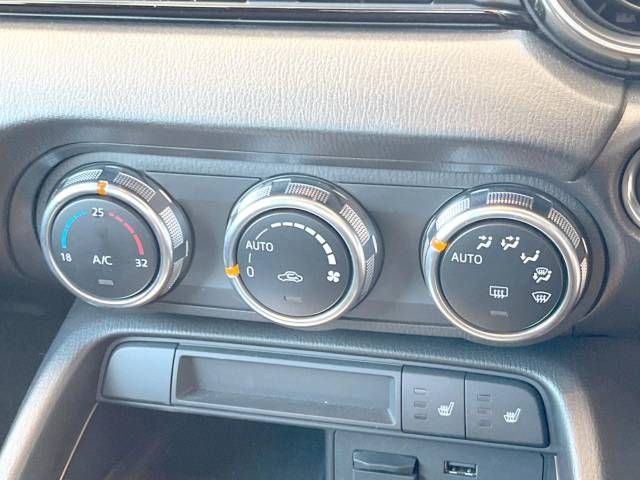 Mazda ROADSTER 2018-03 181937-8