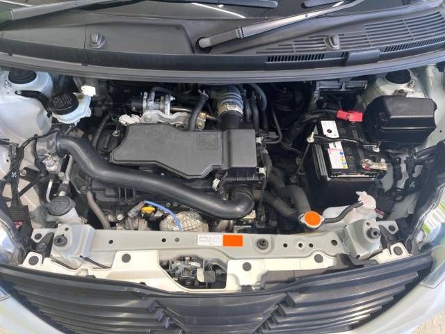 Toyota ROOMY 2017-08 13659-18