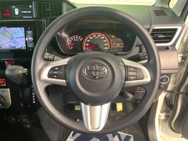 Toyota ROOMY 2017-08 13659-11