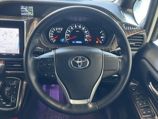 Toyota NOAH 2014-03 193263-26