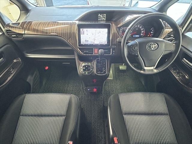 Toyota NOAH 2014-03 193263-18