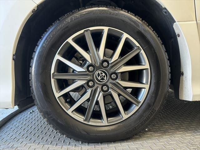 Toyota NOAH 2014-03 193263-16
