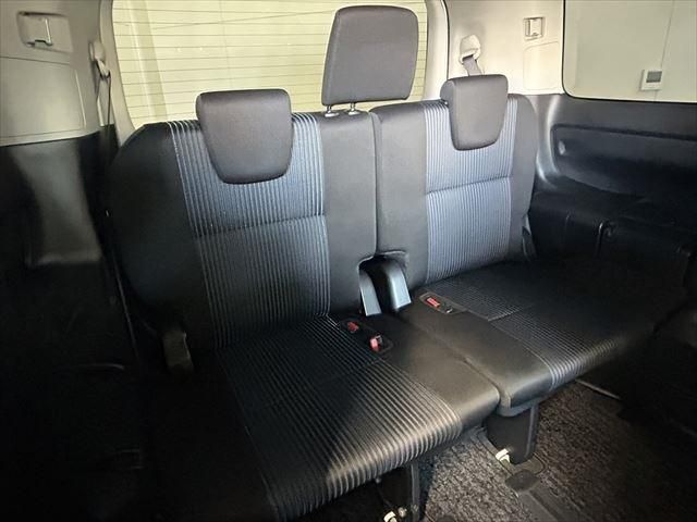 Toyota NOAH 2014-03 193263-21