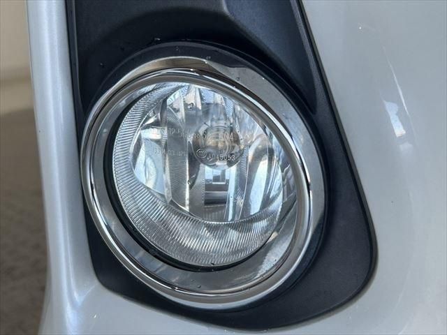Toyota NOAH 2014-03 193263-10