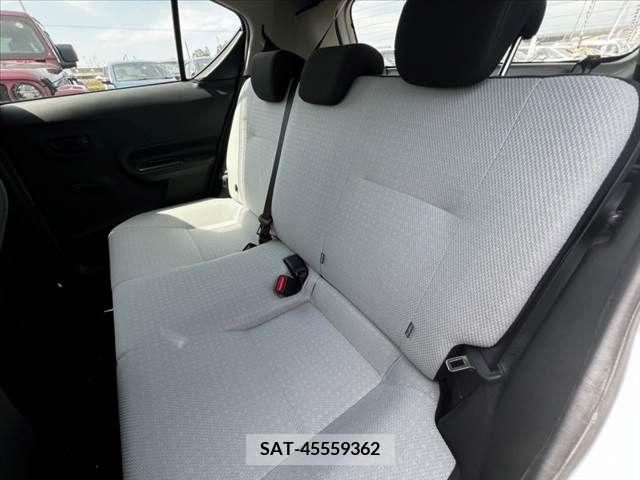 Toyota AQUA 2019-03 242893-15