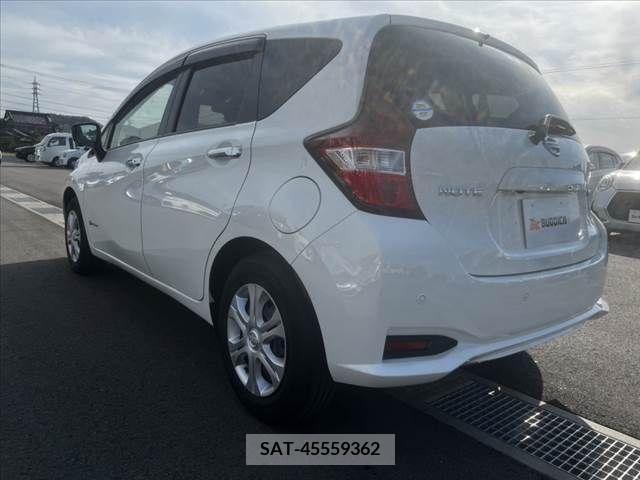 Toyota AQUA 2019-03 242893-7