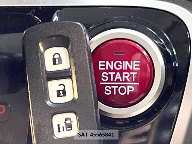 Honda N BOX CUSTOM 2017-05 329585-6