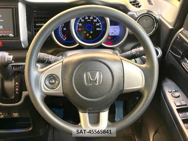 Honda N BOX CUSTOM 2017-05 329585-11