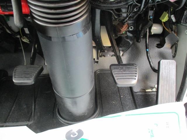 Isuzu ELF TRUCK 2014-10 120-12