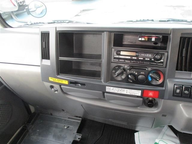 Isuzu ELF TRUCK 2014-10 120-10