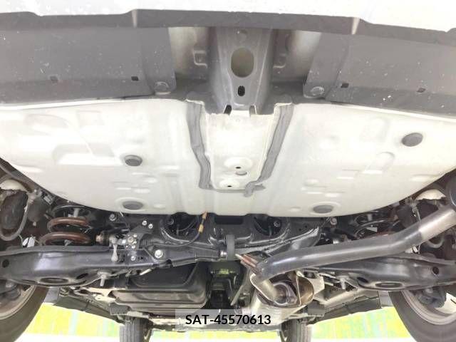 Toyota HARRIER 2018-09 382521-19