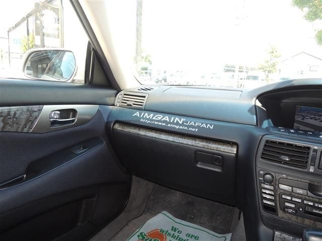 Nissan GLORIA HARDTOP 2004-07 12645-20