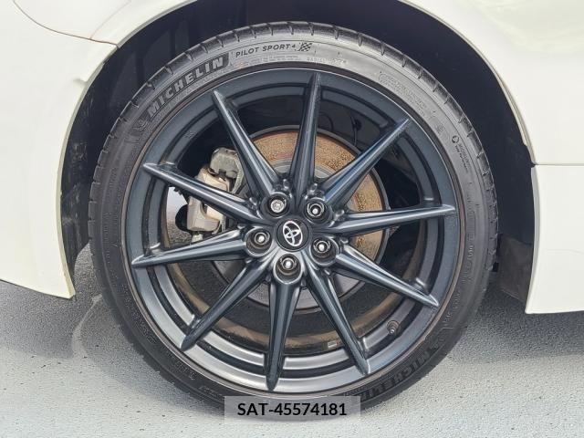 Toyota 86 2022-04 321238-18