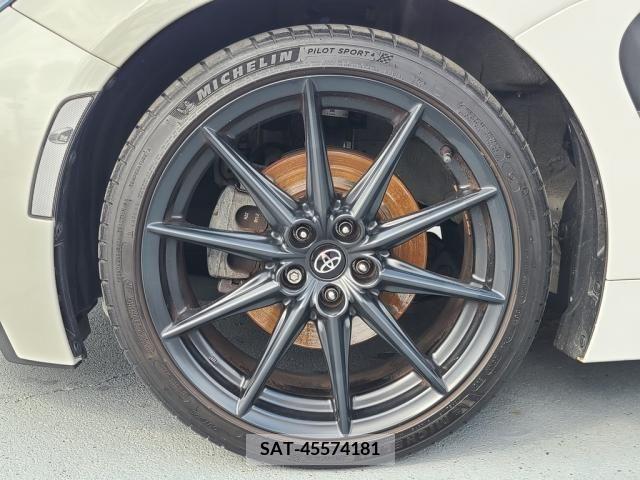 Toyota 86 2022-04 321238-16