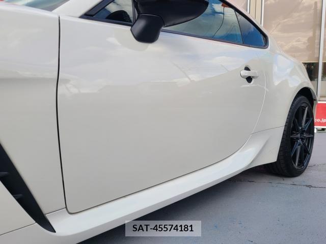 Toyota 86 2022-04 321238-8