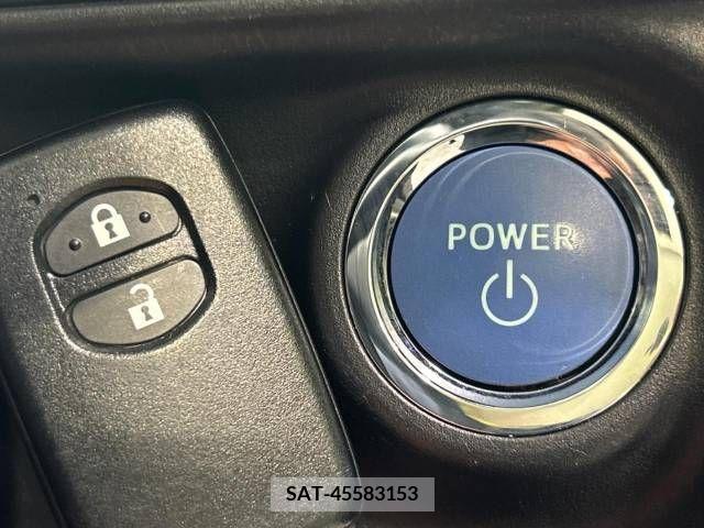 Toyota AQUA 2015-04 314221-6