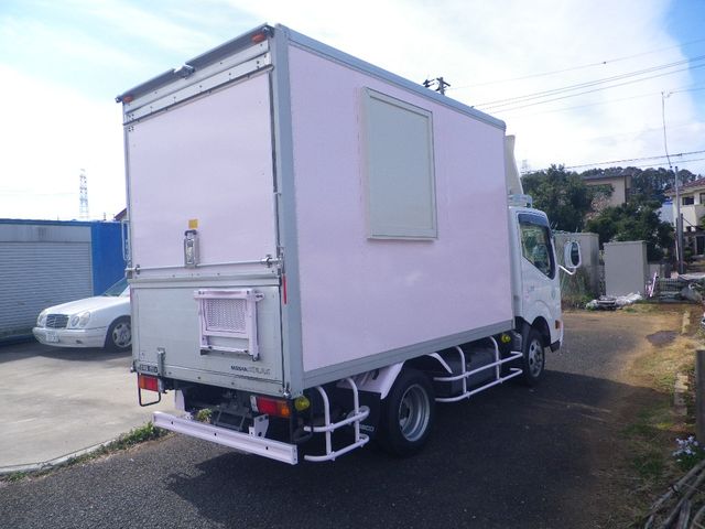 Nissan ATLAS 2013-07 2508-1