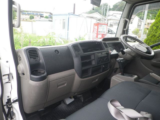Nissan ATLAS 2013-07 2508-7
