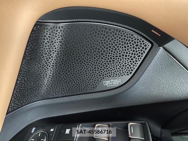 Lexus LX 2022-10 201914-12