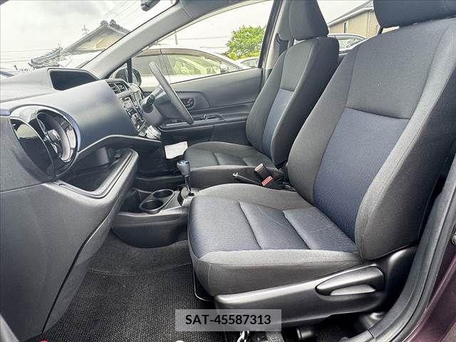 Toyota AQUA 2015-09 292148-16