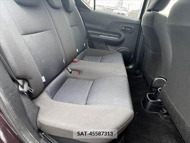 Toyota AQUA 2015-09 292148-17