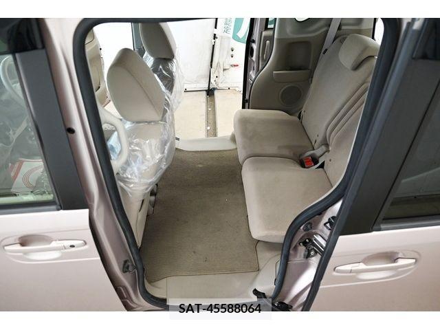 Honda N BOX 2012-05 306444-11