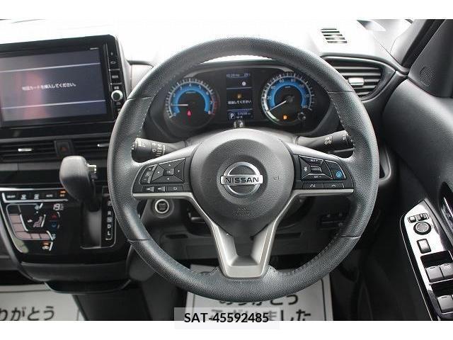 Nissan ROOX 2020-03 324164-15