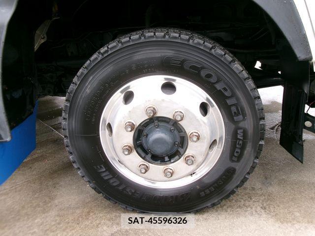 Isuzu GIGA 2018-02 214271-2